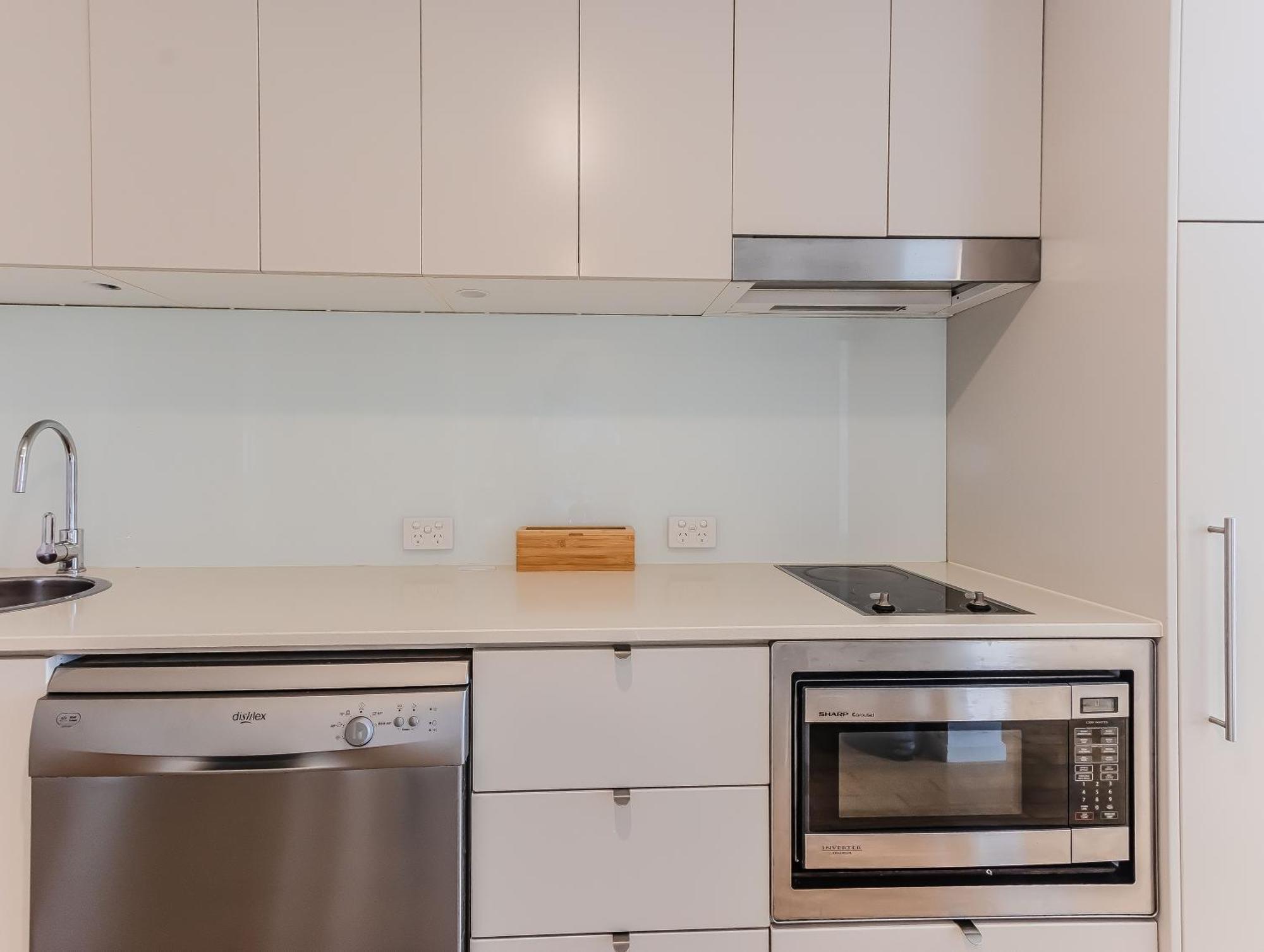 Pepper In Salt - Private Apartments By Holiday Management Company Кингсклиф Екстериор снимка